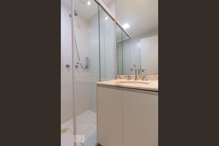 Apartamento à venda com 75m², 3 quartos e 1 vaga Apartamento à venda com 75m², 3 quartos e 1 vagaBanheiro Social