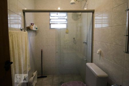 Casa à venda com 150m², 3 quartos e 2 vagas Casa à venda com 150m², 3 quartos e 2 vagasBanheiro do quarto 1