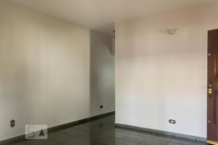 Casa à venda com 176m², 3 quartos e 4 vagas Casa à venda com 176m², 3 quartos e 4 vagasSala de Estar