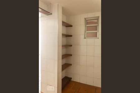 Casa à venda com 176m², 3 quartos e 4 vagas Casa à venda com 176m², 3 quartos e 4 vagasÁrea de Serviço