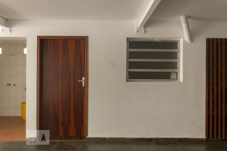 Casa à venda com 176m², 3 quartos e 4 vagas Casa à venda com 176m², 3 quartos e 4 vagasQuarto de Serviço