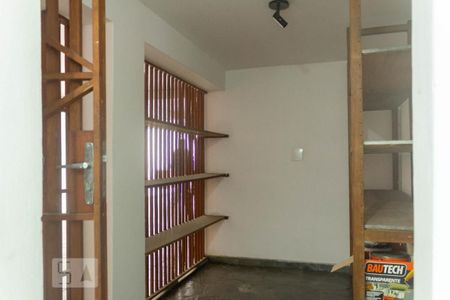 Casa à venda com 176m², 3 quartos e 4 vagas Casa à venda com 176m², 3 quartos e 4 vagasDespensa