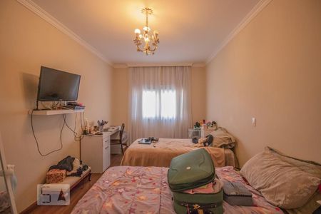 Casa à venda com 200m², 3 quartos e 2 vagas Casa à venda com 200m², 3 quartos e 2 vagasQuarto 1