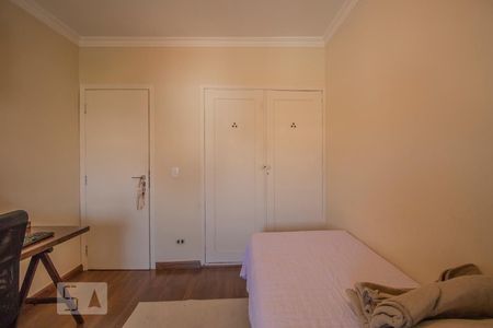 Casa à venda com 200m², 3 quartos e 2 vagas Casa à venda com 200m², 3 quartos e 2 vagasQuarto 2