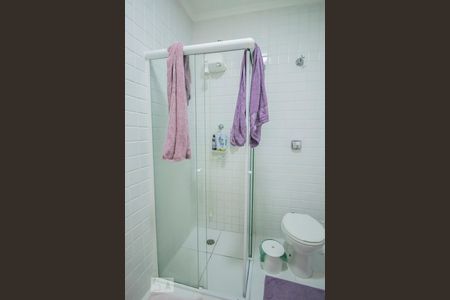 Casa à venda com 200m², 3 quartos e 2 vagas Casa à venda com 200m², 3 quartos e 2 vagasBanheiro 1