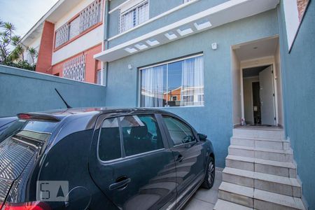 Casa à venda com 200m², 3 quartos e 2 vagas Casa à venda com 200m², 3 quartos e 2 vagasGaragem