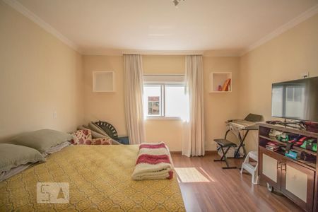 Casa à venda com 200m², 3 quartos e 2 vagas Casa à venda com 200m², 3 quartos e 2 vagasSuíte