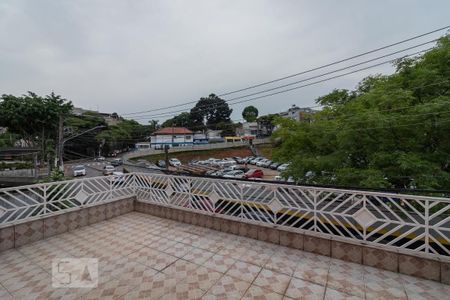Casa à venda com 200m², 5 quartos e 2 vagas Casa à venda com 200m², 5 quartos e 2 vagasVista Quarto 2