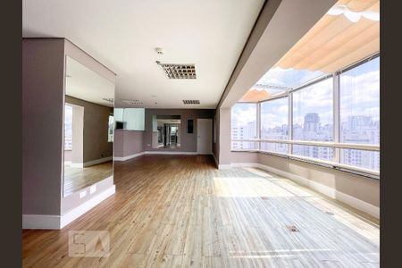 Studio à venda com 27m², 1 quarto e 1 vaga Studio à venda com 27m², 1 quarto e 1 vagaSalão