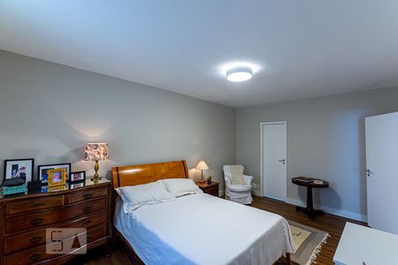 Apartamento à venda com 159m², 4 quartos e 1 vagaSuite