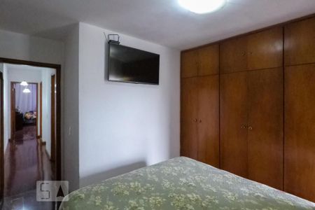 Casa à venda com 200m², 3 quartos e 2 vagas Casa à venda com 200m², 3 quartos e 2 vagasQuarto 2 - suite