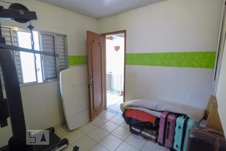 Casa à venda com 200m², 3 quartos e 2 vagas Casa à venda com 200m², 3 quartos e 2 vagasQuarto de Serviço ou extra