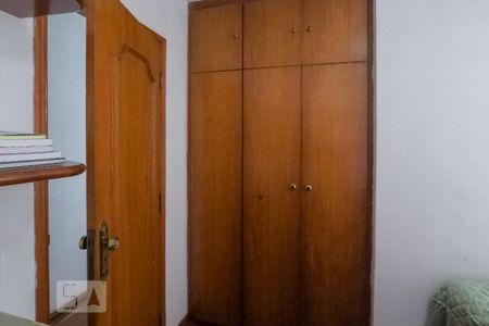 Casa à venda com 200m², 3 quartos e 2 vagas Casa à venda com 200m², 3 quartos e 2 vagasQuarto 1 - suite