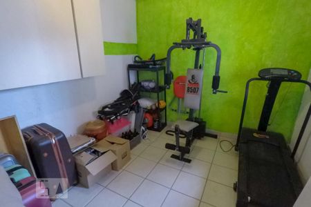 Casa à venda com 200m², 3 quartos e 2 vagas Casa à venda com 200m², 3 quartos e 2 vagasQuarto de Serviço ou extra