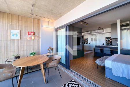 Varanda de kitnet/studio para alugar com 1 quarto, 45m² em Vila Nova Conceição, São Paulo