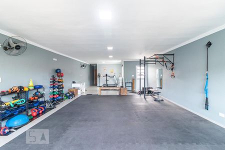 Casa à venda com 235m², 4 quartos e 2 vagas Casa à venda com 235m², 4 quartos e 2 vagasSalão