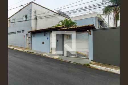 Casa de condomínio à venda com 109m², 2 quartos e 2 vagas Casa de condomínio à venda com 109m², 2 quartos e 2 vagasFachada
