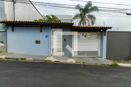 Casa de condomínio à venda com 109m², 2 quartos e 2 vagas Casa de condomínio à venda com 109m², 2 quartos e 2 vagasFachada