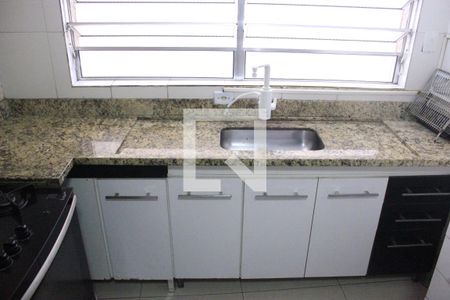 Casa à venda com 130m², 3 quartos e 2 vagasCozinha