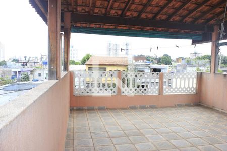 Casa à venda com 130m², 3 quartos e 2 vagasVaranda/ Terraço