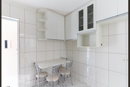 Apartamento para alugar com 55m², 2 quartos e sem vagaCozinha