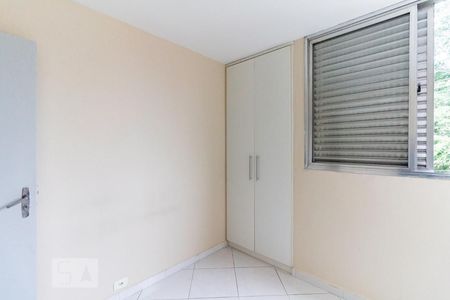 Quarto 1 de apartamento para alugar com 2 quartos, 55m² em Vila Água Funda, São Paulo