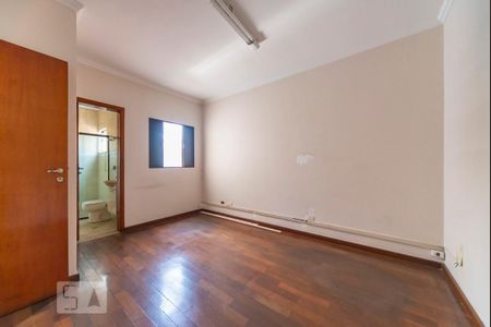 Casa à venda com 286m², 4 quartos e 4 vagasQuarto 3