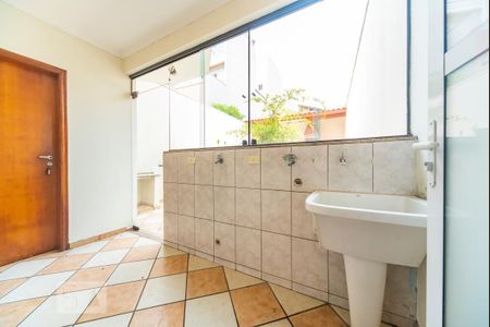 Casa à venda com 286m², 4 quartos e 4 vagasÁrea de Serviço