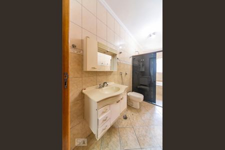 Casa à venda com 286m², 4 quartos e 4 vagasBanheiro do Quarto 4