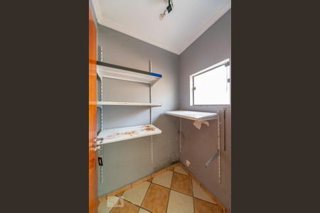 Casa à venda com 286m², 4 quartos e 4 vagasDespensa