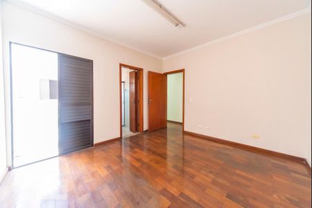 Casa à venda com 286m², 4 quartos e 4 vagasQuarto 2