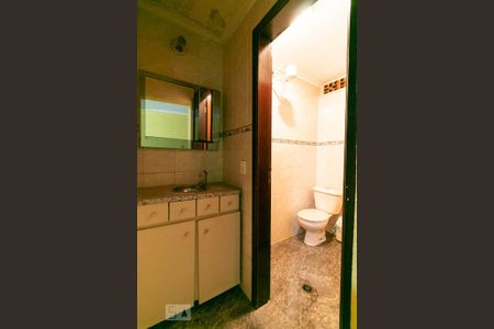 Casa à venda com 270m², 3 quartos e 5 vagasBanheiro