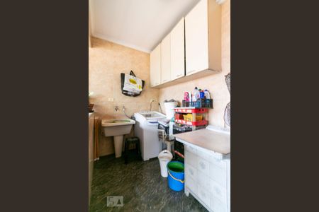 Casa à venda com 270m², 3 quartos e 5 vagasÁrea de Serviço