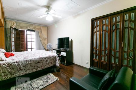 Casa à venda com 270m², 3 quartos e 5 vagasSuíte