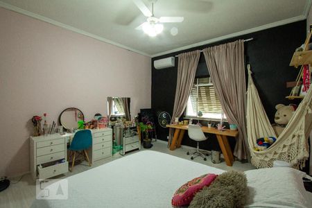 Casa à venda com 217m², 4 quartos e 4 vagasQuarto 2