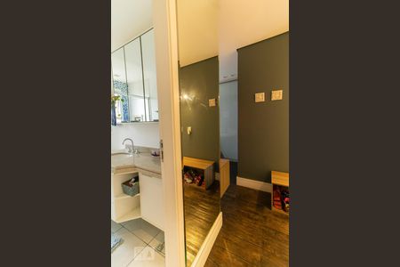 Apartamento à venda com 97m², 3 quartos e 2 vagas Apartamento à venda com 97m², 3 quartos e 2 vagasCloset da Suíte