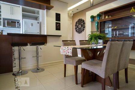 Sala de apartamento para alugar com 3 quartos, 108m² em Santana, Porto Alegre