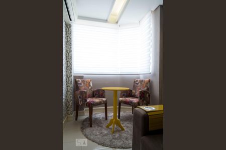 Sala de apartamento para alugar com 3 quartos, 108m² em Santana, Porto Alegre