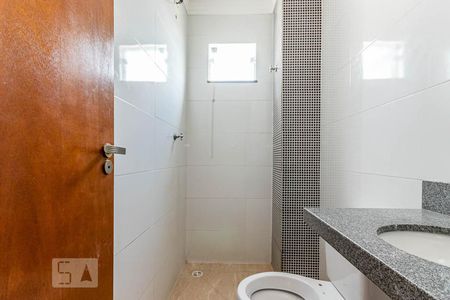 Apartamento à venda com 40m², 2 quartos e sem vaga Apartamento à venda com 40m², 2 quartos e sem vagaBanheiro