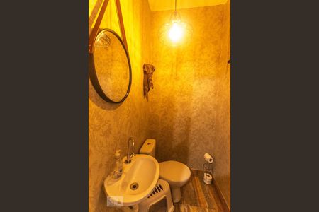 Apartamento à venda com 198m², 4 quartos e 3 vagasLavabo