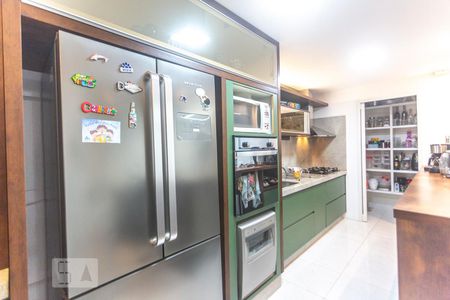 Apartamento à venda com 198m², 4 quartos e 3 vagasCozinha