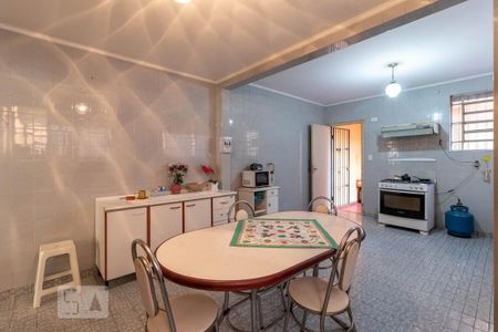 Casa à venda com 178m², 3 quartos e 3 vagasCozinha