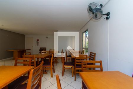 Casa de condomínio à venda com 56m², 2 quartos e 1 vaga Casa de condomínio à venda com 56m², 2 quartos e 1 vagaÁrea comum - Salão de Festas