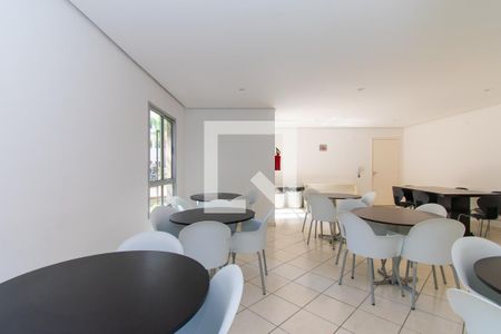 Casa de condomínio à venda com 56m², 2 quartos e 1 vaga Casa de condomínio à venda com 56m², 2 quartos e 1 vagaÁrea comum - Sala de Festas