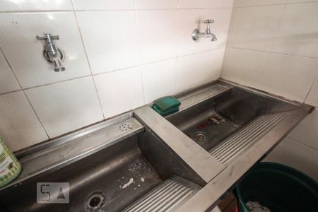 Casa à venda com 247m², 4 quartos e 3 vagas Casa à venda com 247m², 4 quartos e 3 vagasÁrea de serviço