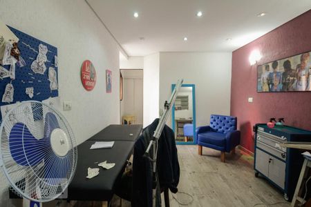 Casa à venda com 247m², 4 quartos e 3 vagas Casa à venda com 247m², 4 quartos e 3 vagasSuíte externa