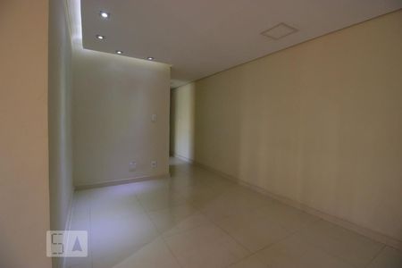 Sala de apartamento à venda com 3 quartos, 70m² em Cidade Antônio Estevão de Carvalho, São Paulo