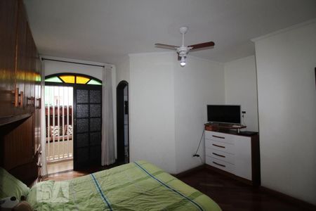 Casa à venda com 338m², 4 quartos e 3 vagasQuarto 1 suite