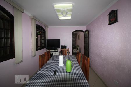 Casa à venda com 338m², 4 quartos e 3 vagasCopa cozinha