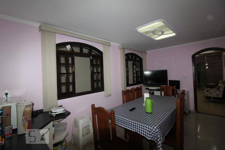 Casa à venda com 338m², 4 quartos e 3 vagasCopa cozinha